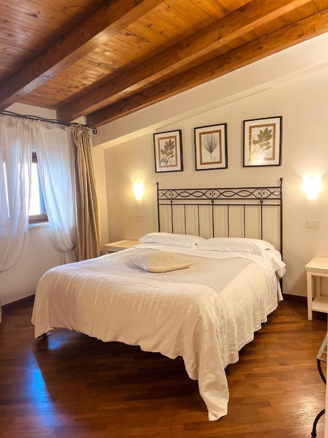 Bed and Breakfast Il Bottone D'Argento Geata Exterior foto